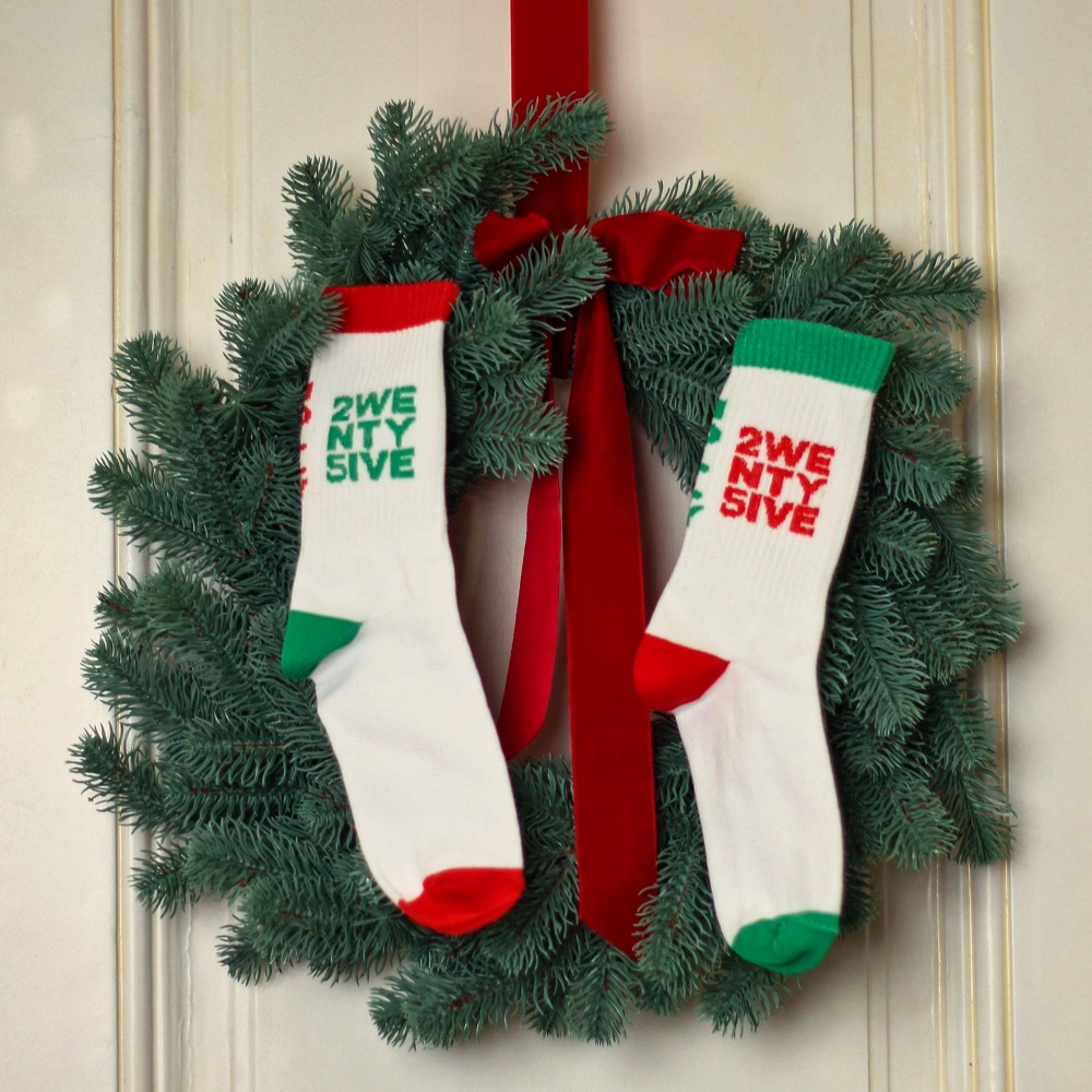 “Holly Jolly” socks